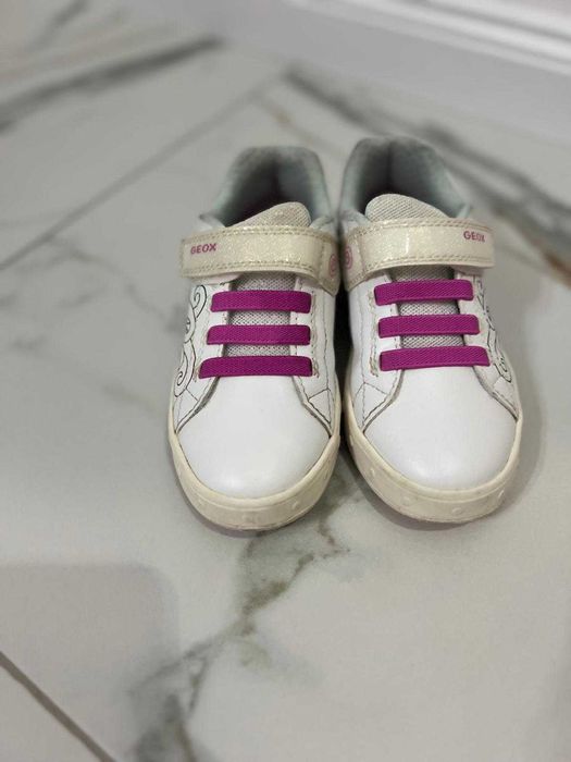 Adidasi Geox fete nr. 26, cu luminite