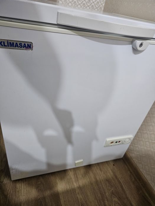 Продам морозильник