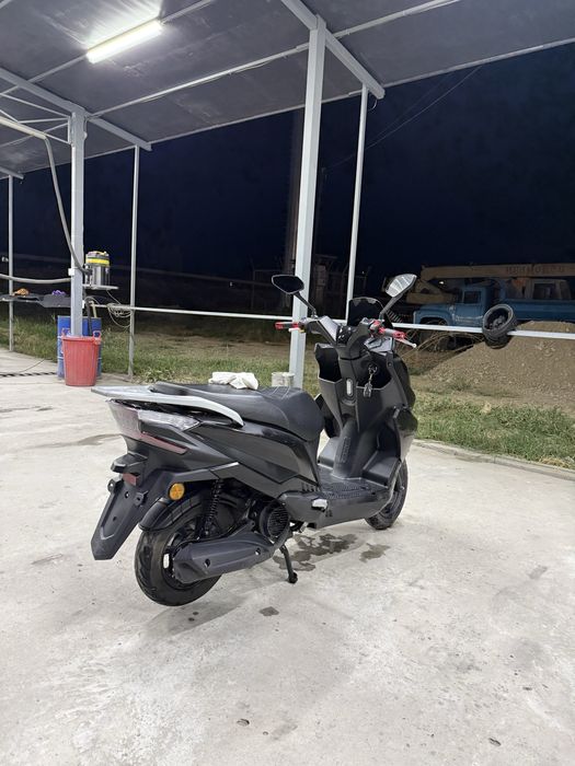 “QIU MOTORS” Skuter sotiladi