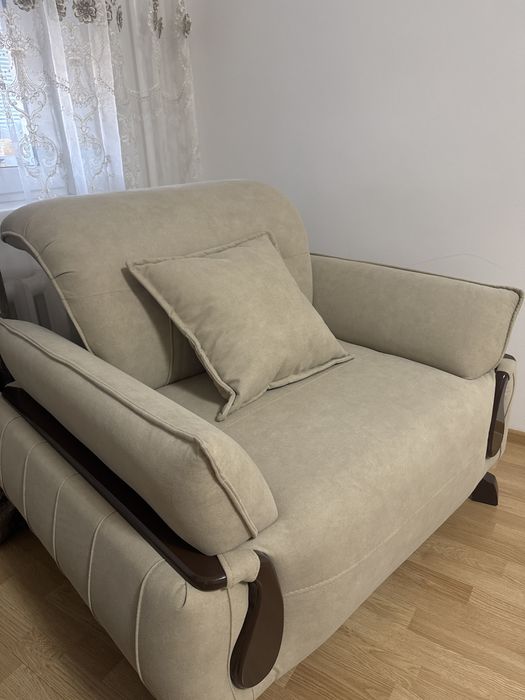 Мебель :диван и 2 кресла (новые!)