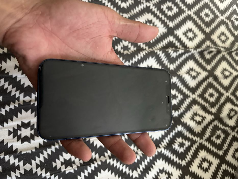 Iphone 12 с каробкой