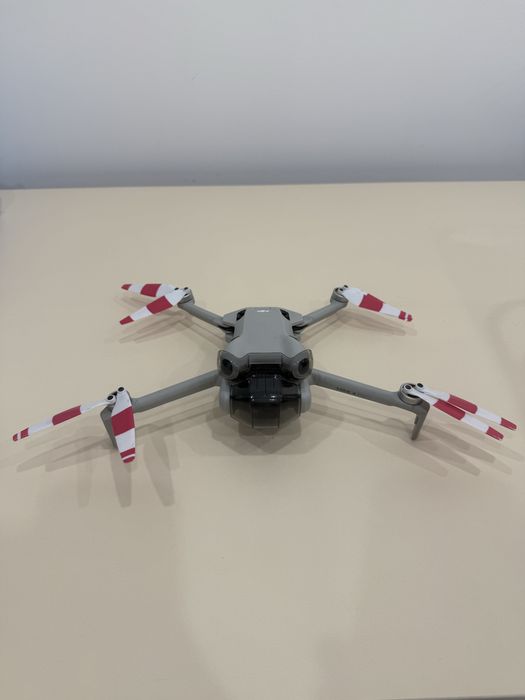 Дрон DJI Mini 4 Pro Fly More Combo Plus (DJI RC 2) белый