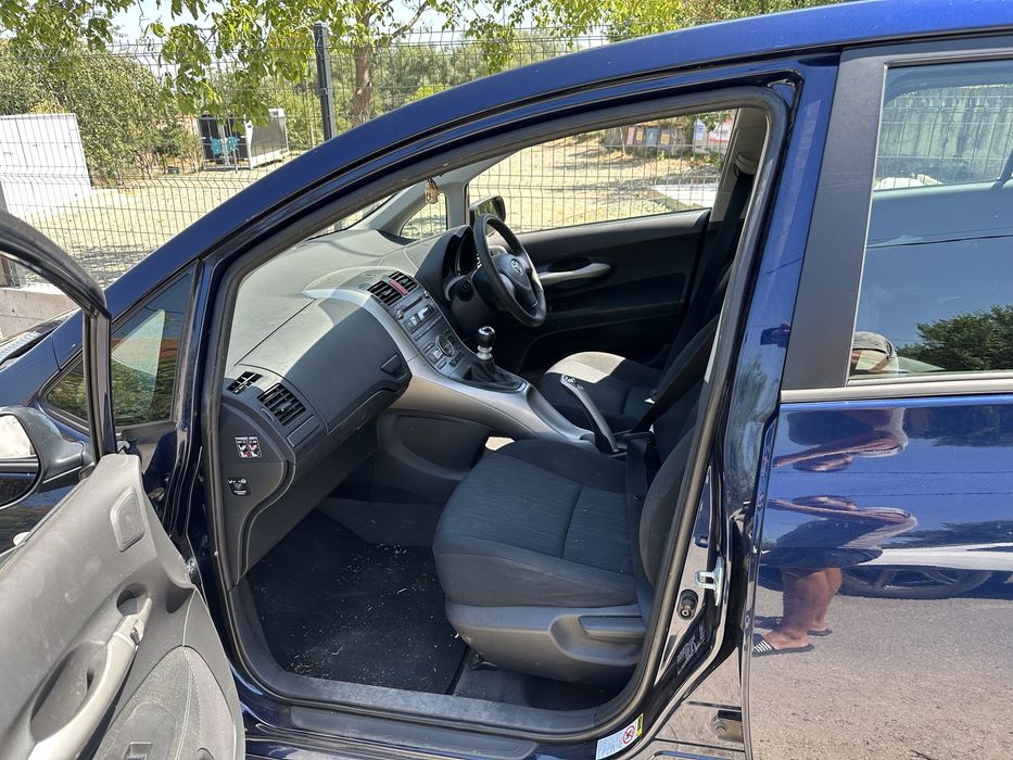 Тойота Аурис Toyota Auris 1.6 valvematic 132 кс НА ЧАСТИ!