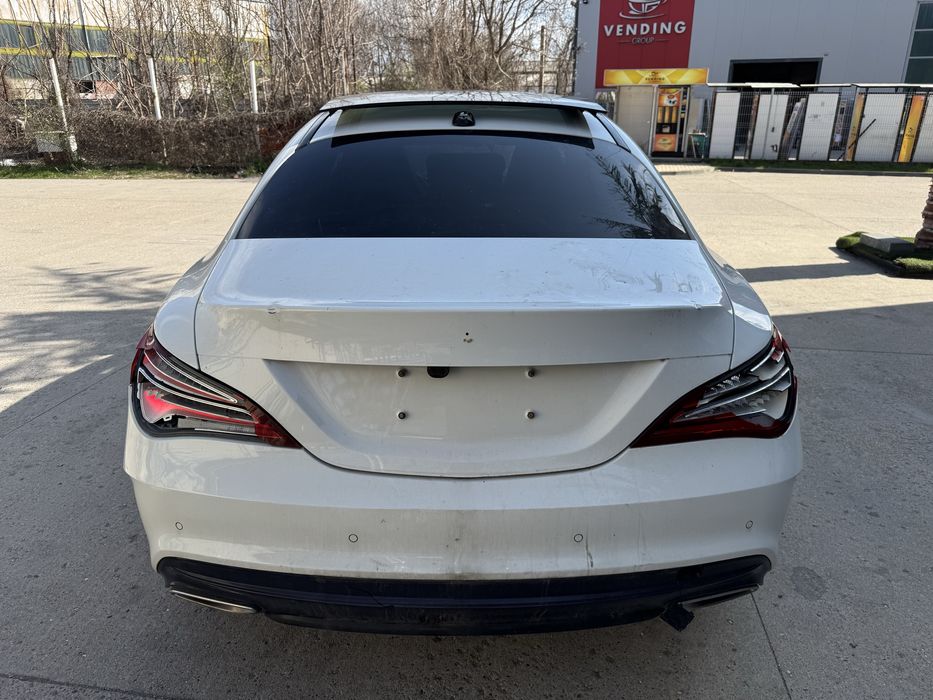 Mercedes CLA на части
