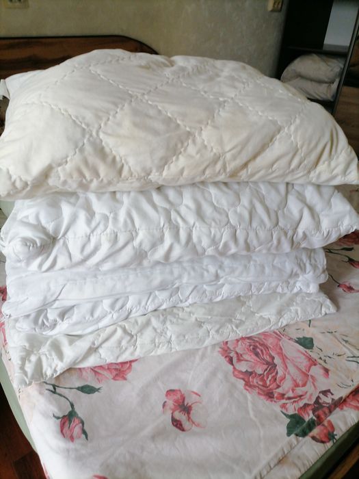 Продам. Подушки б/у