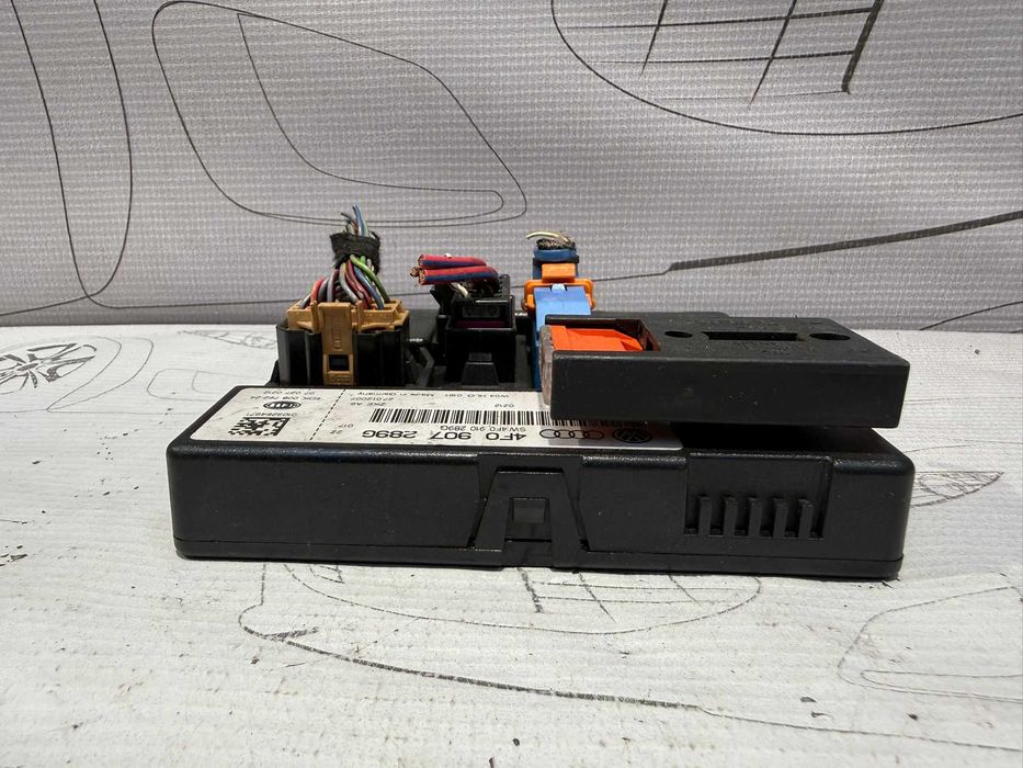 Modul confort / Unitate centrală (ZKE) Audi A6 S6 C6 4F 4F0907289G 2007 / [2004-2011] / (5B3)