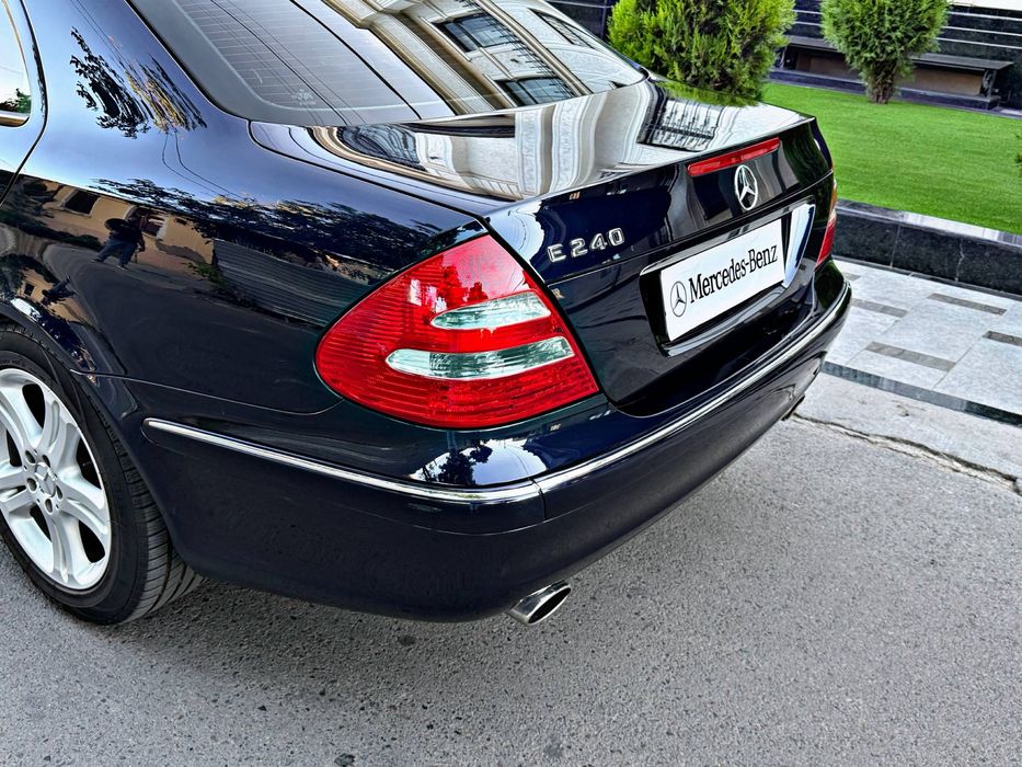 Mersedes W211 E240 Небитая Состаяние Какновый