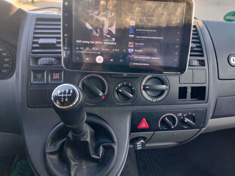 Volkswagen Transporter T5 doka – Cabina Dubla