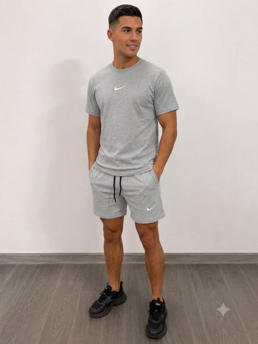 Compleu bărbat, mărimile disponibile în privat