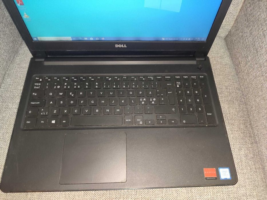 Laptop Dell Vostro 15, I5 gen8, 8Gb DDR4, ssd240Gb, pv dedic.!Garantie
