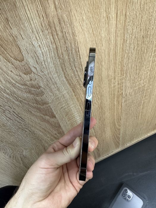 Продаетсая iPhone 13 Pro Max 256 Gb