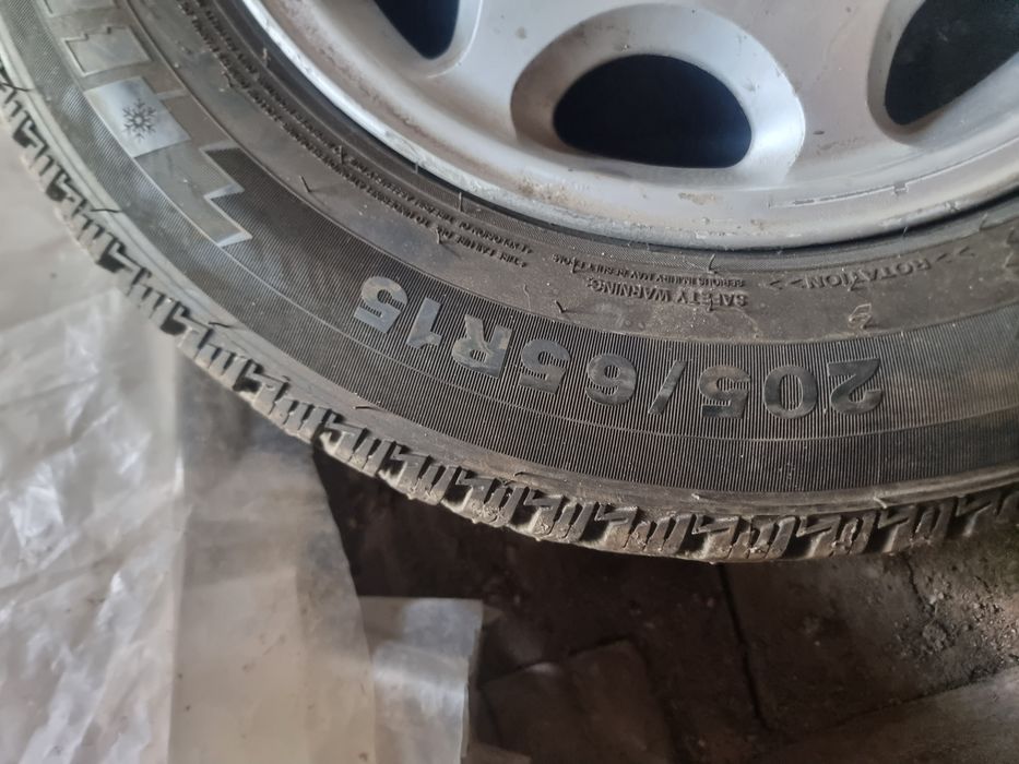 Продам резину с дисками !!