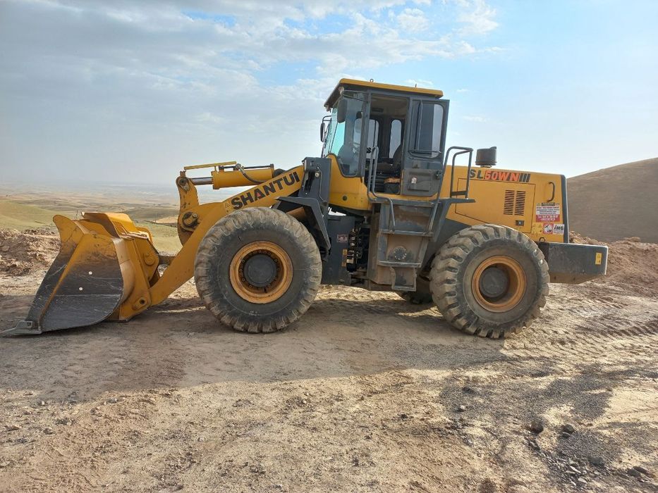 Продаётся погрузчик