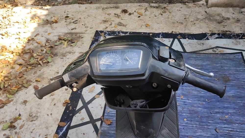Продам мопед suzuki adress 100