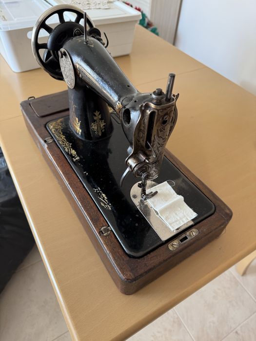 Машина Сингър - Работеща!