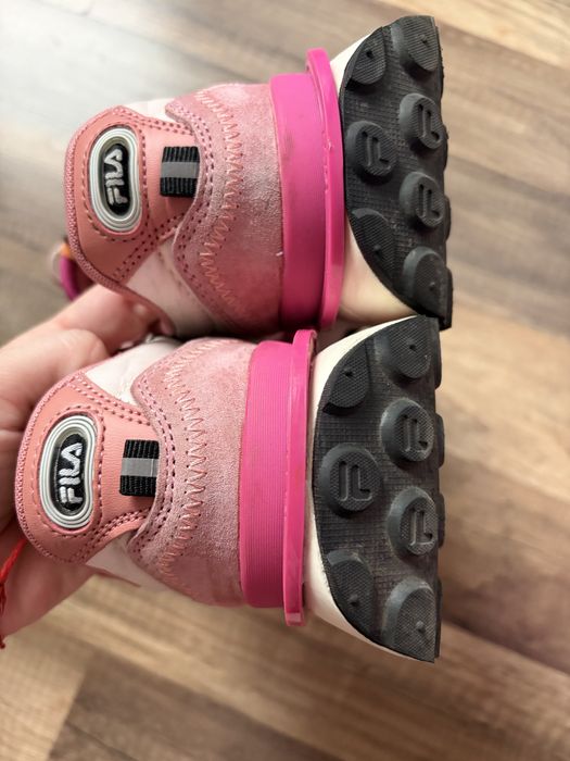 Маратонки на Fila