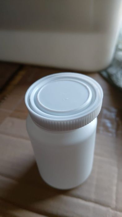 Баночки новые пластик