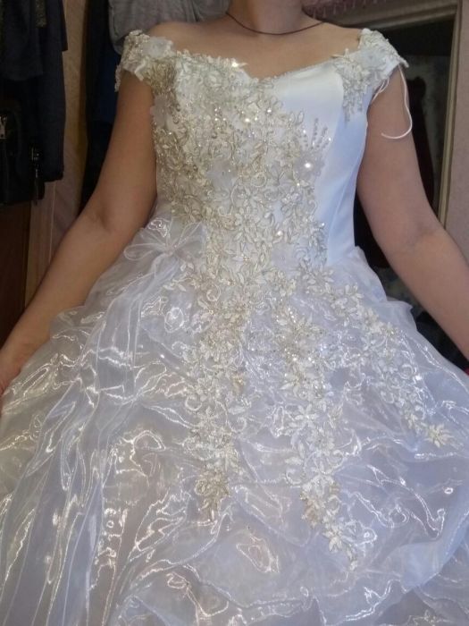 Продаю свадебное платье