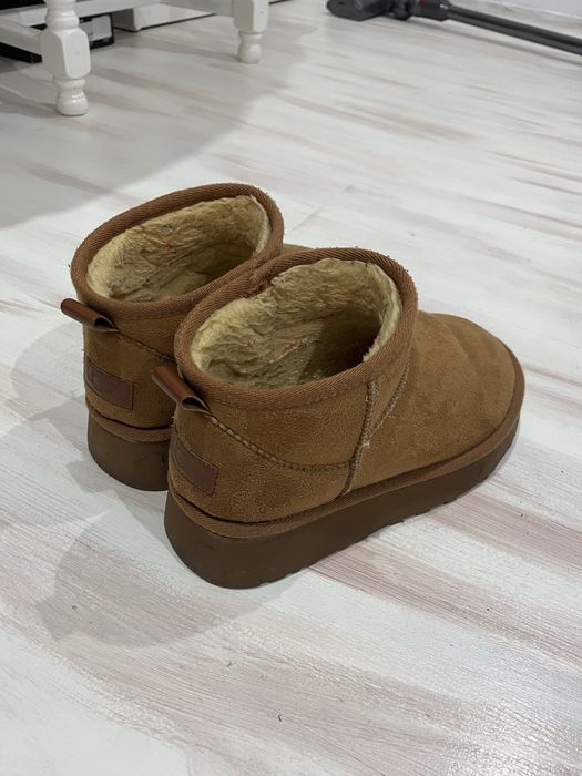 Ugg maro marimea 39