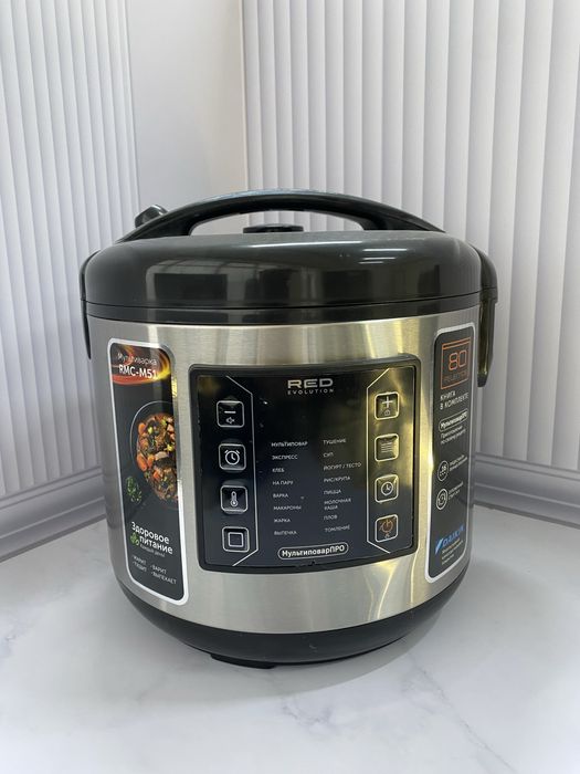 Мультиварка RedEvolution RMC-M51