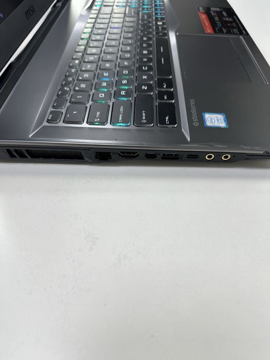 Laptop MSi GP75 Leopard 9SE