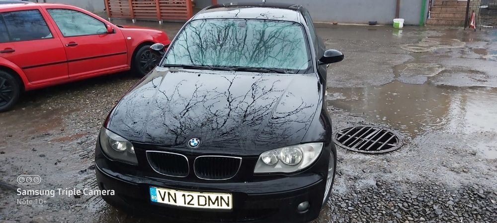 Dezmembrez Bmw Seria 1 E87 2.0 D 90 KW an 2004 cod motor 20 4D 4
