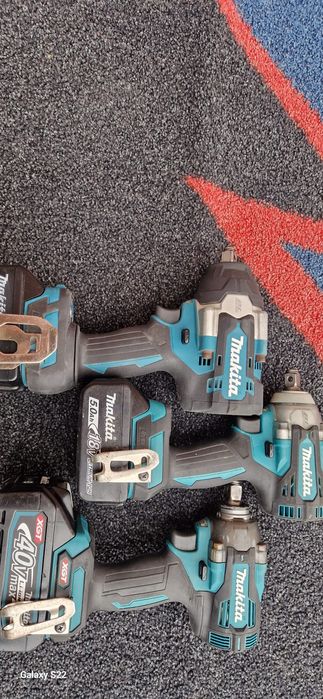 Makita pistol de impact pe acumulatori.