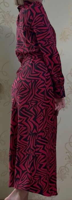 Платье на той длинное