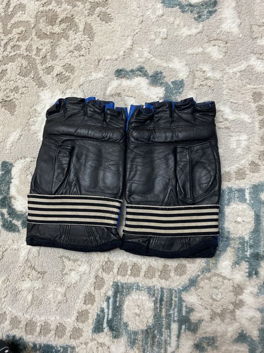 перчатки для тренировок