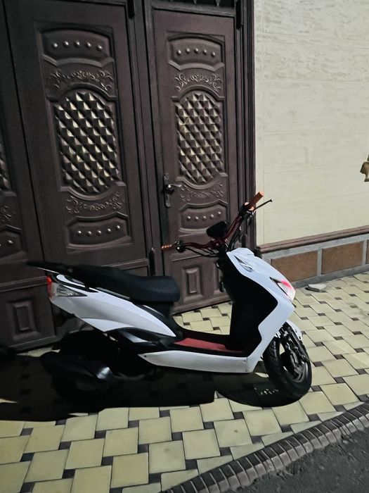 Продается мопед  м 8 Прошка идеальный