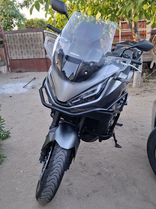 Honda NT 1100 2023  5.000 km