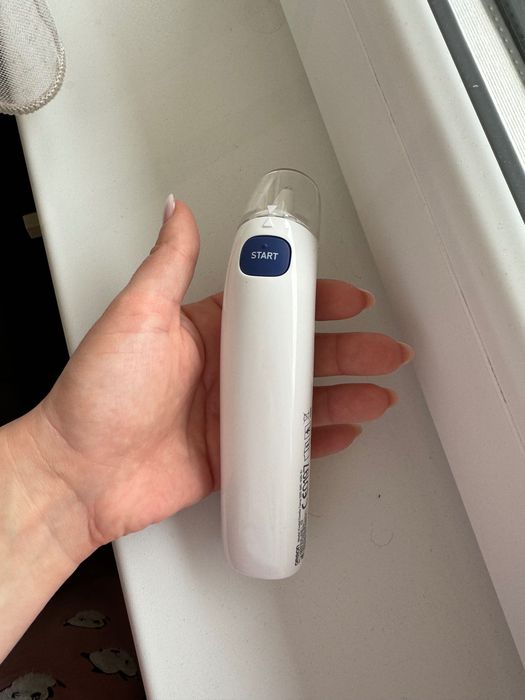 Термометър OMRON