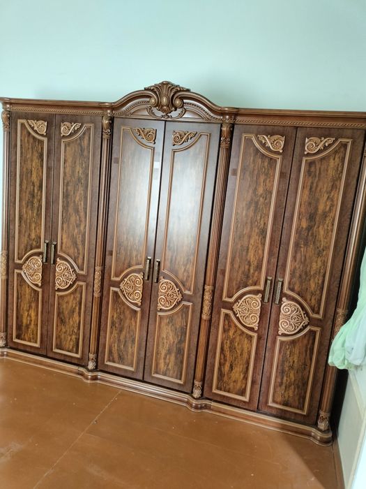 Spalni garnitur  sotiladi