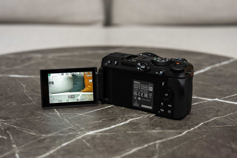 фотоапарат Nikon Z30 + обектив Nikon Z DX 16-50mm VR
