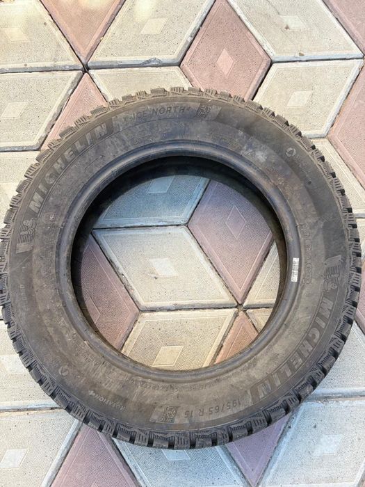 Продам зимние резины зима MISHLEN