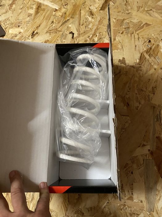 Suspensie (arcuri) husqvarna noi