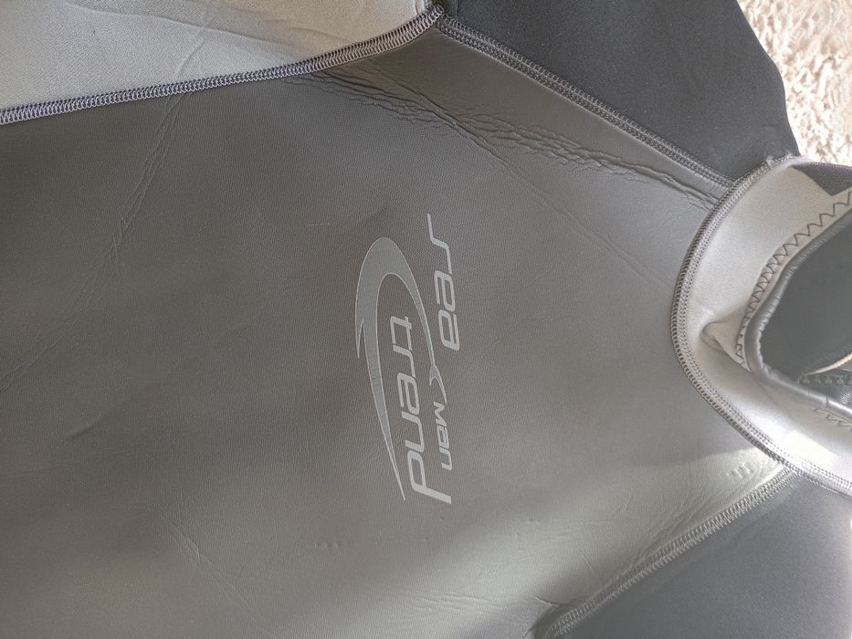 Vând costume de neopren scufundari Seac nou nou,mărimea M