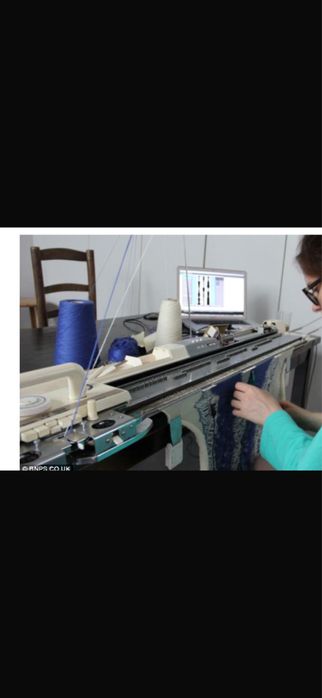 Продам вязальную машинку Нева