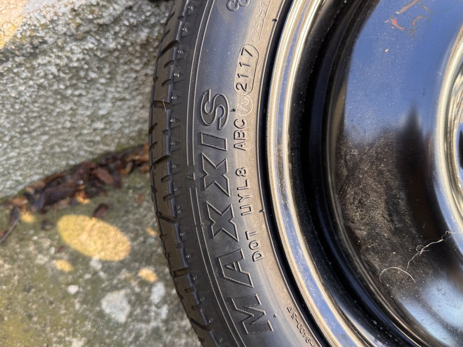 Резервна гума тип патерица за Нисан / Рено / Дачиа