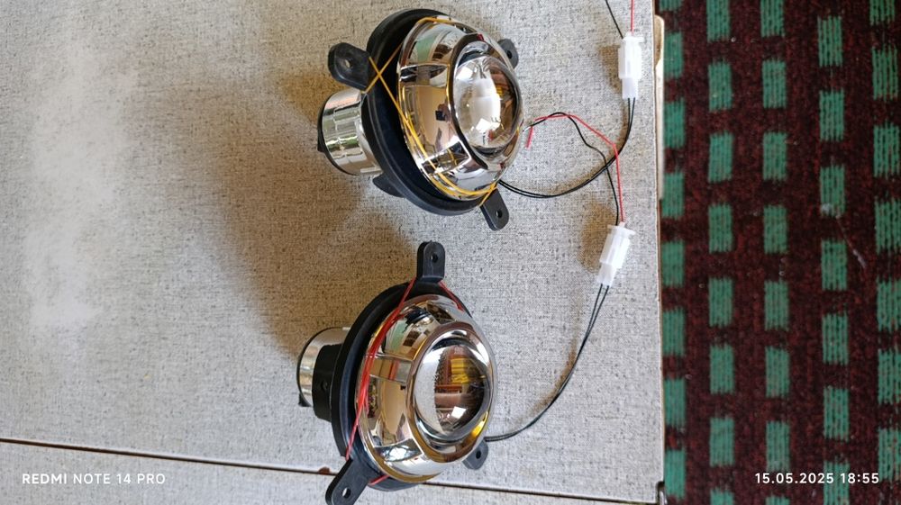 Продам на Матиз туманки луповые.