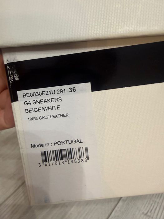 Givenchy  нови оригинални