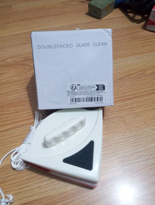 Vând spălător de geamuri