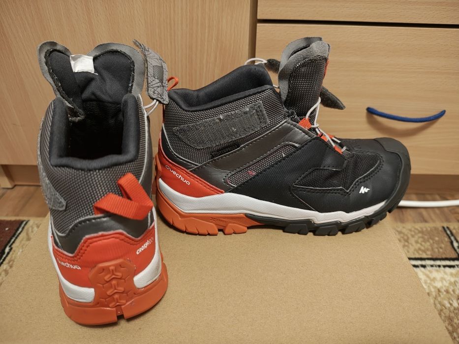 Ghete de drumeție impermeabile QUECHUA pentru copii - marime 33