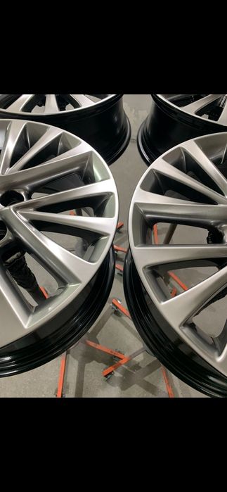 Камри 55 оригинал Алюмахром R17