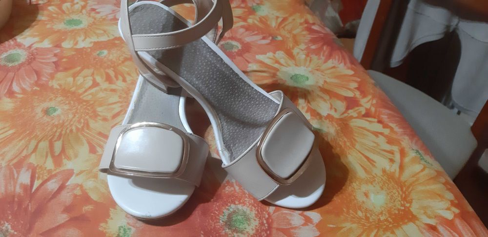 Сандали с Плочки с Метален Обков на деколтето! №36