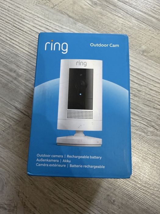 Cameră de supraveghere Ring Stick Up Cam Battery