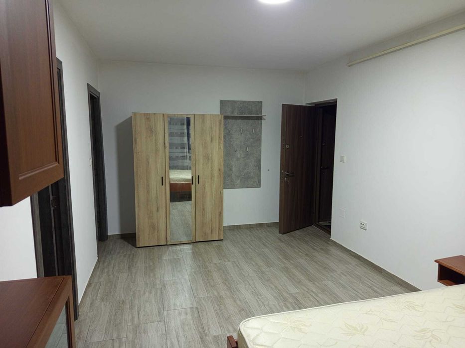 Ofer spre închiriere garsoniera in Târgu Neamț