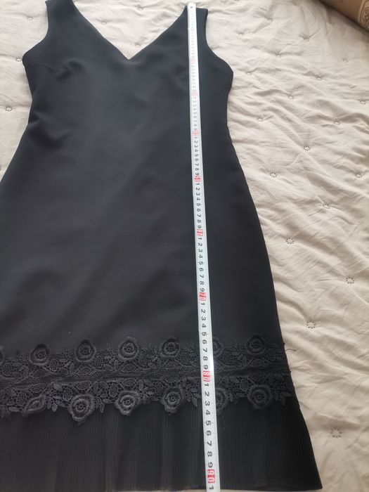 Елегантна дамска рокля