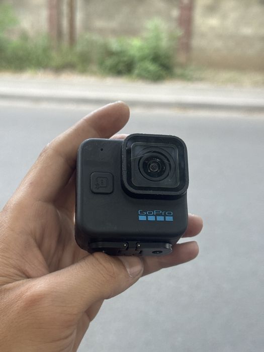 Продам экшн камеру Gopro 11 mini