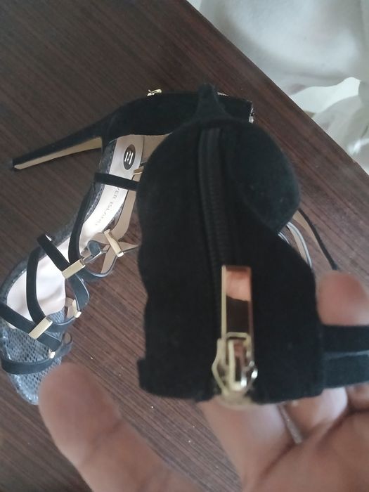 Дамски официални сандали